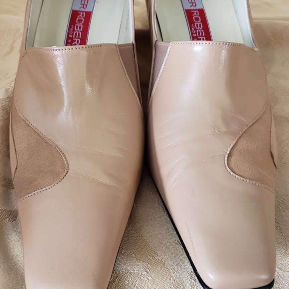 Xavier Roberto - Picture 2 of 4